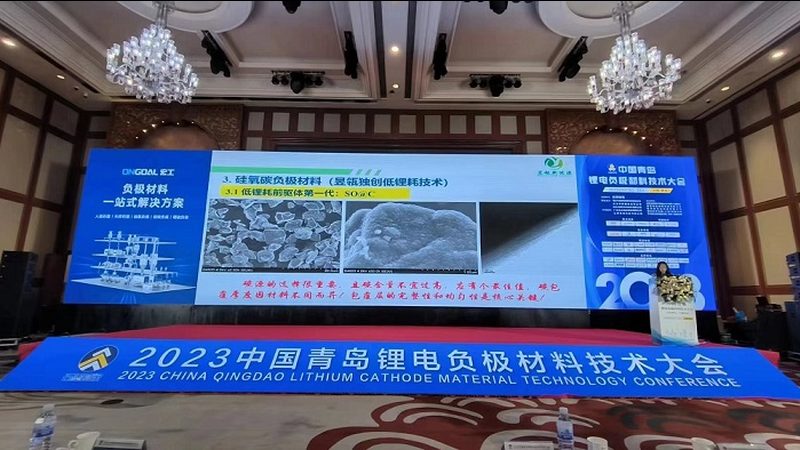 光伏组件清洗步骤图解：保持高效发电的关键