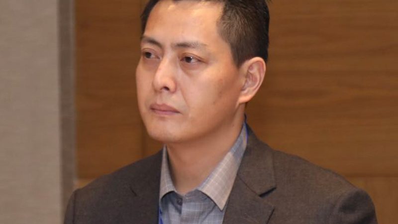 屋顶光伏清洁机器人：揭秘其价格构成与选购要点**
